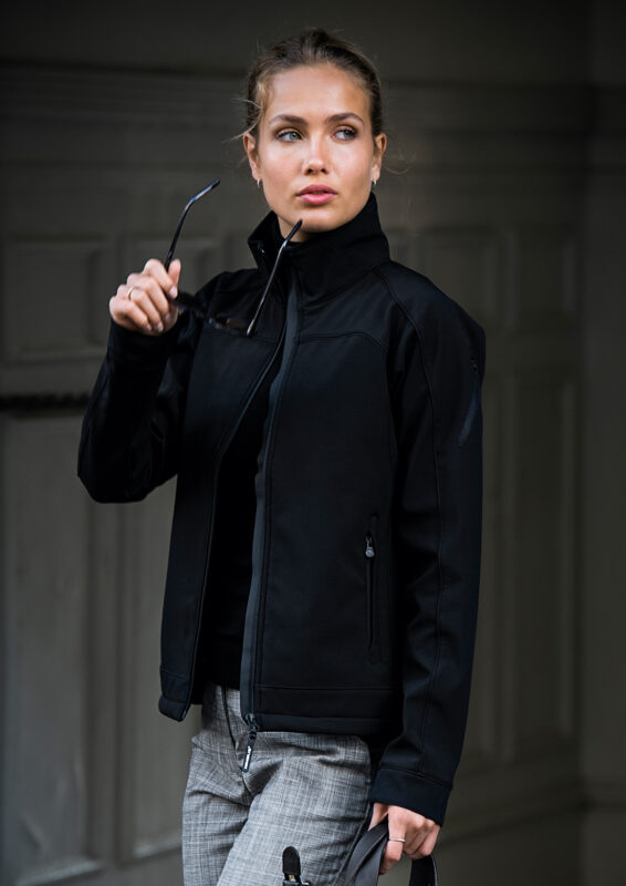 Duxbury Women – duxb l black 30