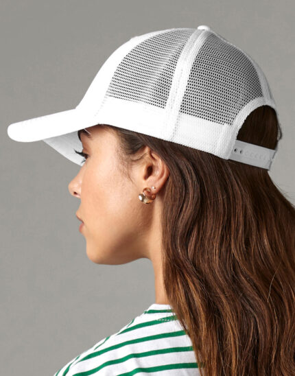 Recycled Urbanwear 6 Panel Snapback Trucker – 124 69 000 mb 2025 01.jpg